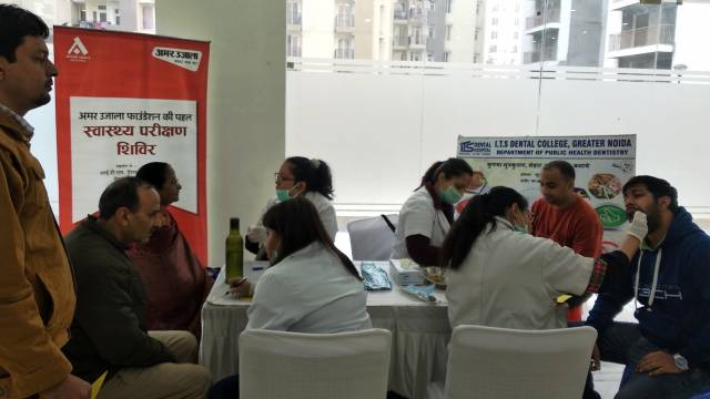 दांतों की सफाई पर ध्यान नहीं देने से बढ़ रही परेशानी