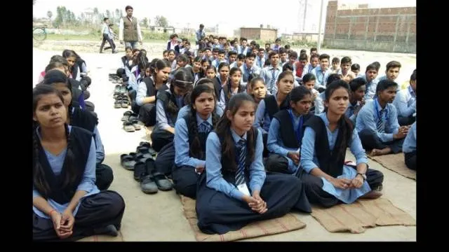 गोरखपुर के पीपीएस स्कूल में हुई सेहत की पाठशाला