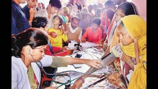 गोरखपुर के रानीडीहा मलिन बस्ती में 189 लोगों का निःशुल्क स्वास्थ्य परीक्षण