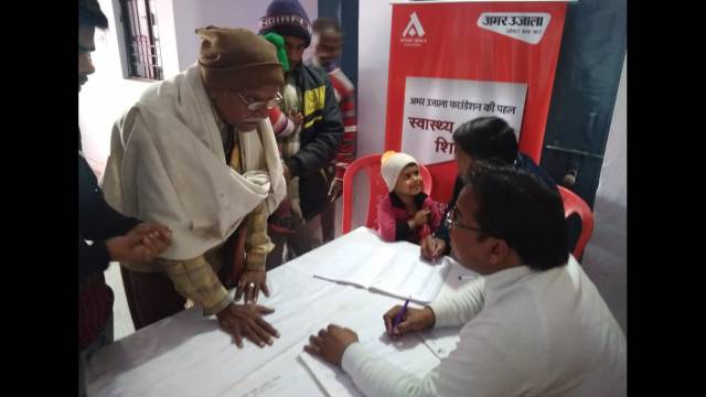 अमरोहा के सैदनगली में 400 लोगों का निःशुल्क स्वास्थ्य परीक्षण