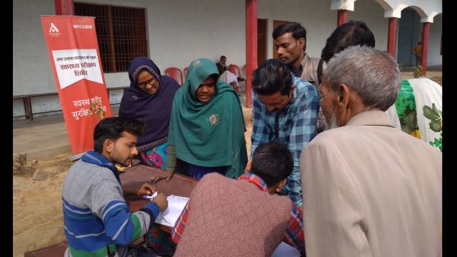 पुनर्भूग्रंट गांव में 486 लोगों का निःशुल्क स्वास्थ्य परीक्षण