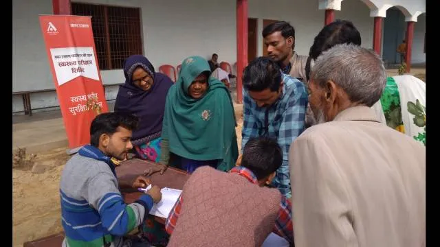 पुनर्भूग्रंट गांव में 486 लोगों का निःशुल्क स्वास्थ्य परीक्षण