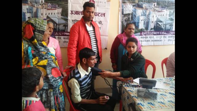 हल्द्वानी के जसपुरखुर्द में 163 लोगों का निःशुल्क स्वास्थ्य परीक्षण