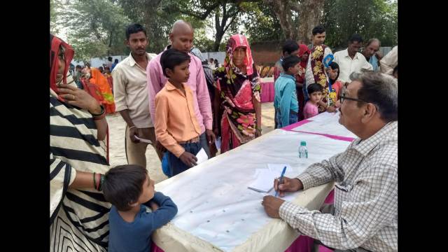 कानपुर देहात के सहतावनपुर गांव में निःशुल्क स्वास्थ्य शिविर का आयोजन