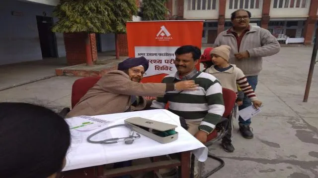 हल्द्वानी के ललित आर्य बालिका इंटर कॉलेज में स्वास्थ्य शिविर का आयोजन