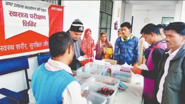 देवरिया के अहिरौली बघेल में 178 लोगों का निःशुल्क स्वास्थ्य परीक्षण