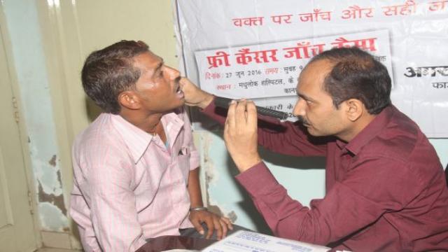 कानपुर के मधुलोक हॉस्पिटल में निःशुल्क कैंसर जांच शिविर का आयोजन