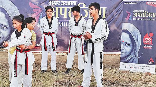 जीएसवीएस इंटर कॉलेज में एनसीसी कैडेट्स ने सीखे आत्मरक्षा के गुर