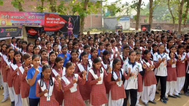 आत्मरक्षा की तकनीक से लैस हुईं बेटियां