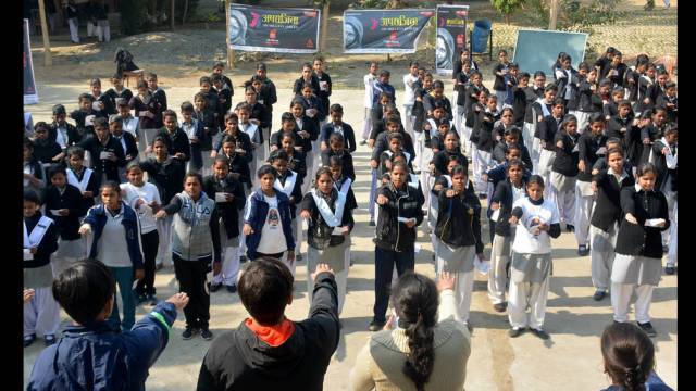 वाराणसी के श्री अग्रसेन कन्या पीजी कॉलेज में छात्राओं ने सीखा आत्म रक्षा प्रशिक्षण के गुर