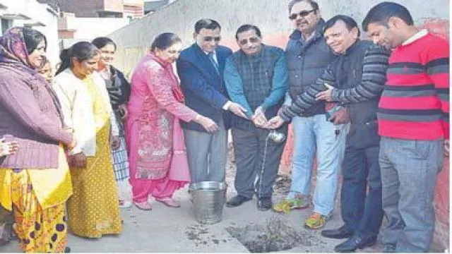 पौधों को बनाएंगे दोस्त, रखेंगे ख्याल।