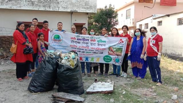 हल्द्वानी के चौधरी कॉलोनी में चलाया गया सफाई अभियान।