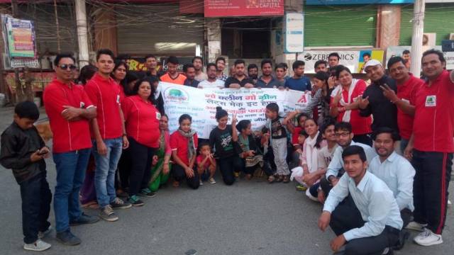 हल्द्वानी के दुर्गा सिटी सेंटर में सफाई अभियान का आयोजन।