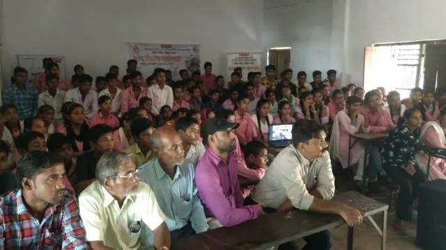 मेहनत ही सफलता की कुंजी विद्यार्थी लक्ष्य बनाकर करें मेहनत