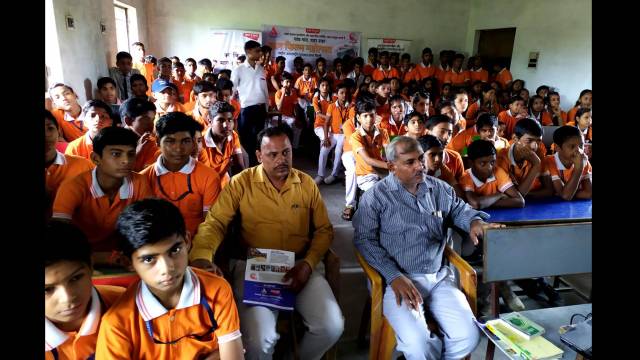 बच्चों ने कहा, फिल्म से आगे बढ़ने की मिली प्रेरणा