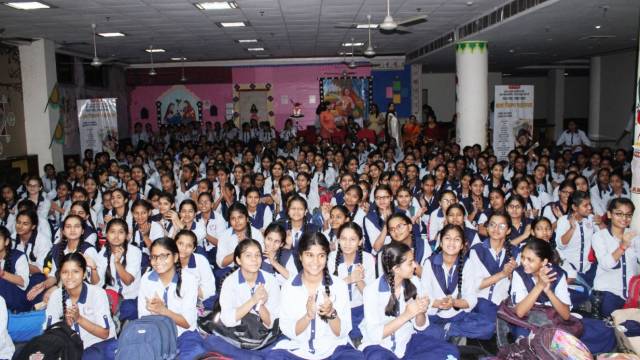 छू लेंगे आकाश से कभी हार नहीं मानने की मिली सीख