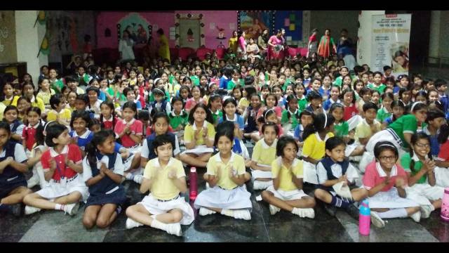 छुटकन की महाभारत देख छात्राओं ने सबकी मदद का लिया संकल्प