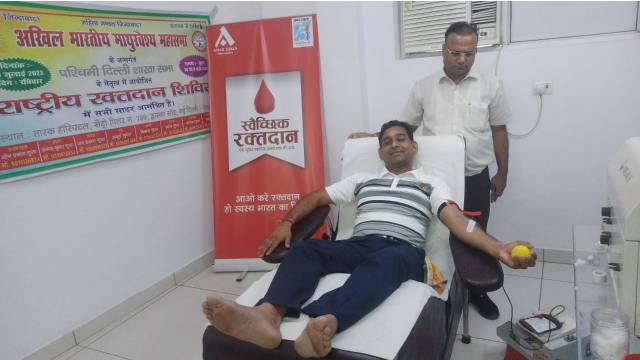 अमर उजाला फाउंडेशन एवं माथुरवैश्य समाज ,शाहदरा द्वारा आयोजित रक्तदान शिविर