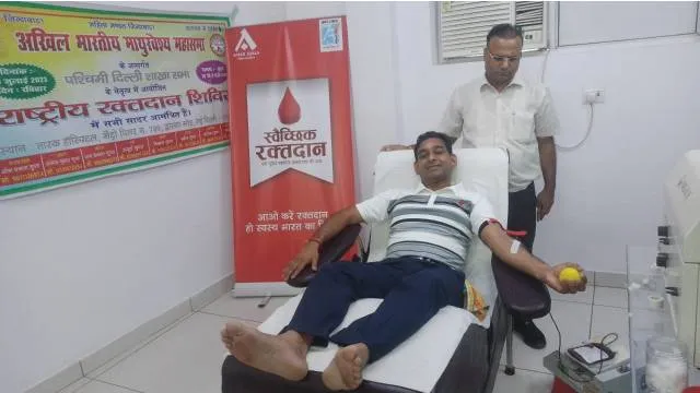 अमर उजाला फाउंडेशन एवं माथुरवैश्य समाज ,शाहदरा द्वारा आयोजित रक्तदान शिविर