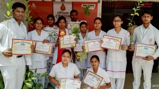 विश्व रक्तदाता दिवस पर 80 शिविरों में 7035 लोगों ने किया स्वैच्छिक रक्तदान।