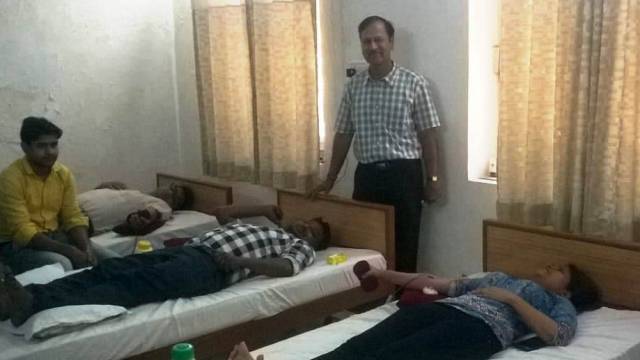 कानपुर में 24 लोगों ने किया स्वैच्छिक रक्तदान