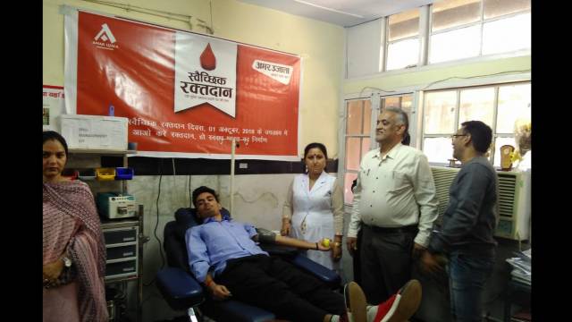 मंडी के जोनल अस्पताल 50 युवाओं ने किया महादान।