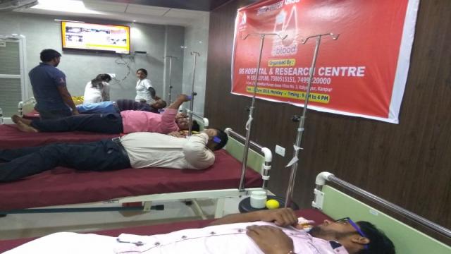 कानपुर के एसआईएम अस्पताल में 45 लोगों ने किया महादान।