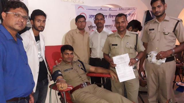 सेलाकुई (देहरादून) में 60 लोगों ने किया महादान और 35 ने नेत्रदान।