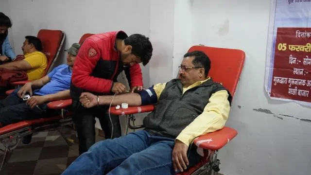 देहरादून के गुरुद्वारा अमृत दरबार में 154 लोगों ने किया महादान