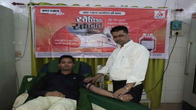 हरदोई के जिला चिकित्सालय में 38 लोगों ने किया रक्तदान
