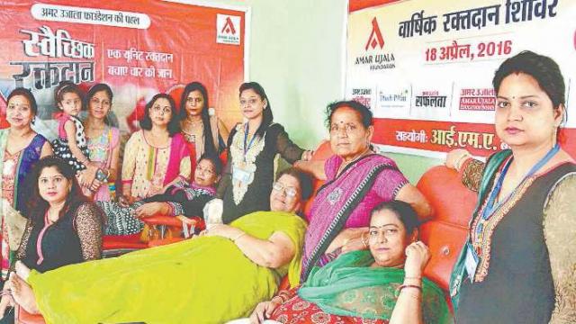 बरेली में 127 लोगों ने किया महादान।