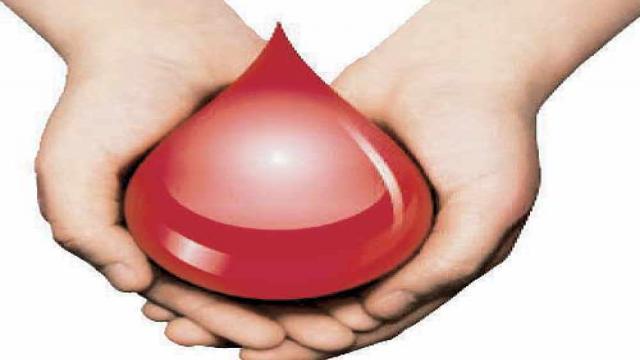 कानपुर, बड़ी कर्बला में 40 यूनिट रक्तदान।