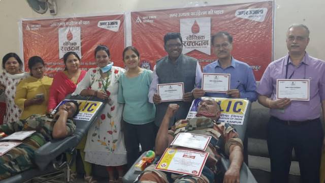 डीआरडीओ में 32 यूनिट रक्तदान