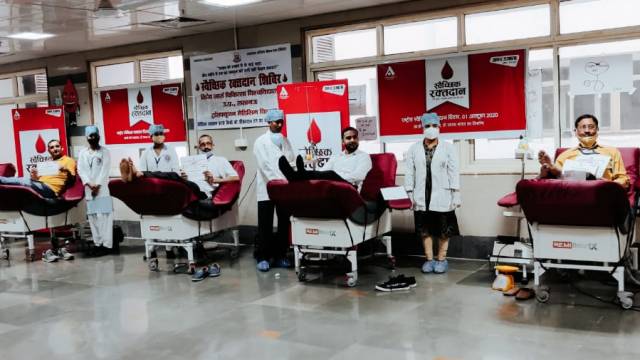राष्ट्रीय स्वैच्छिक रक्तदान दिवस पर 2789 लोगों ने किया महादान