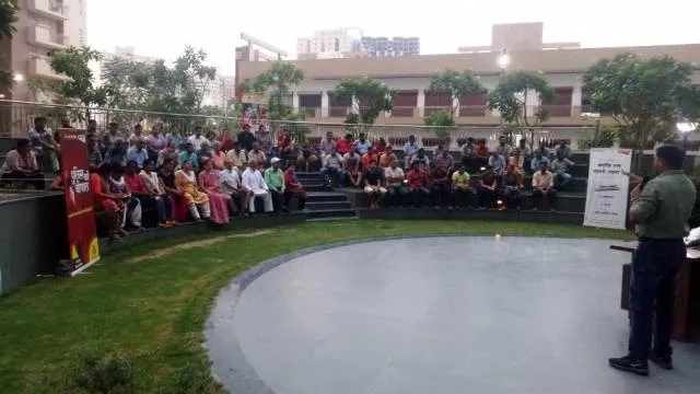 सोसायटी की अंदरूनी और बाहरी सुरक्षा पर भी दें ध्यान