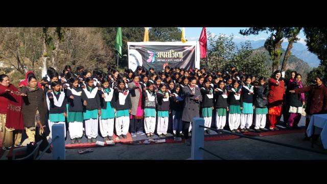 जागरुक होकर करेंगे हर मुश्किल का सामना