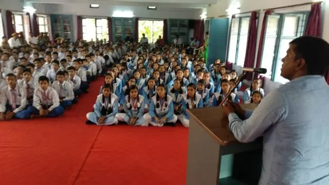 आत्मबल सुरक्षा का सबसे बड़ा हथियार।