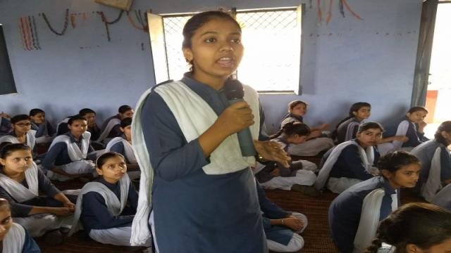 औरैया के गोपाल इण्टर कॉलेज में हुई पुलिस की पाठशाला।