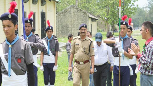 हल्द्वानी के केन्द्रीय विद्यालय में हुई पुलिस की पाठशाला।