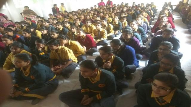 कैथल के हिन्दू कन्या वरिष्ठ माध्यमिक विद्यालय में हुई पुलिस की पाठशाला