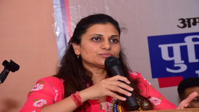 सोशल साइट की खूबियां सीखें खामियों से रहें सतर्क