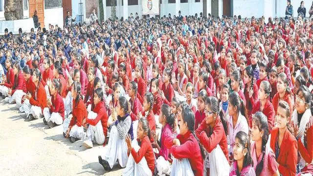 रत्नमुनि जैन कालेज में हुई पुलिस की पाठशाला।
